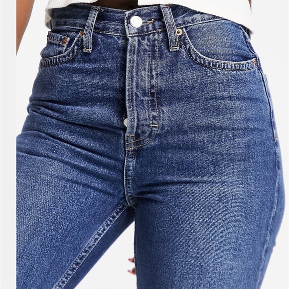 Topshop Dree Crop Kick Flare Jeans in Medium Blue - Picture 2 of 6